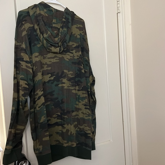 PJ mark camo sweater size: XXL - Picture 5 of 7